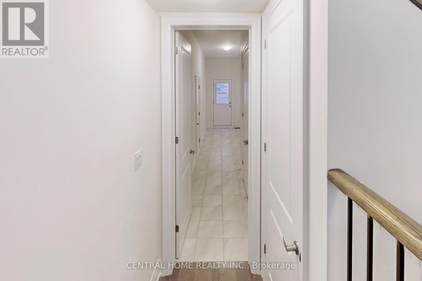 27 Upbound Court, East Gwillimbury, Ontario  L9N 0E5 - Photo 34 - N12980706