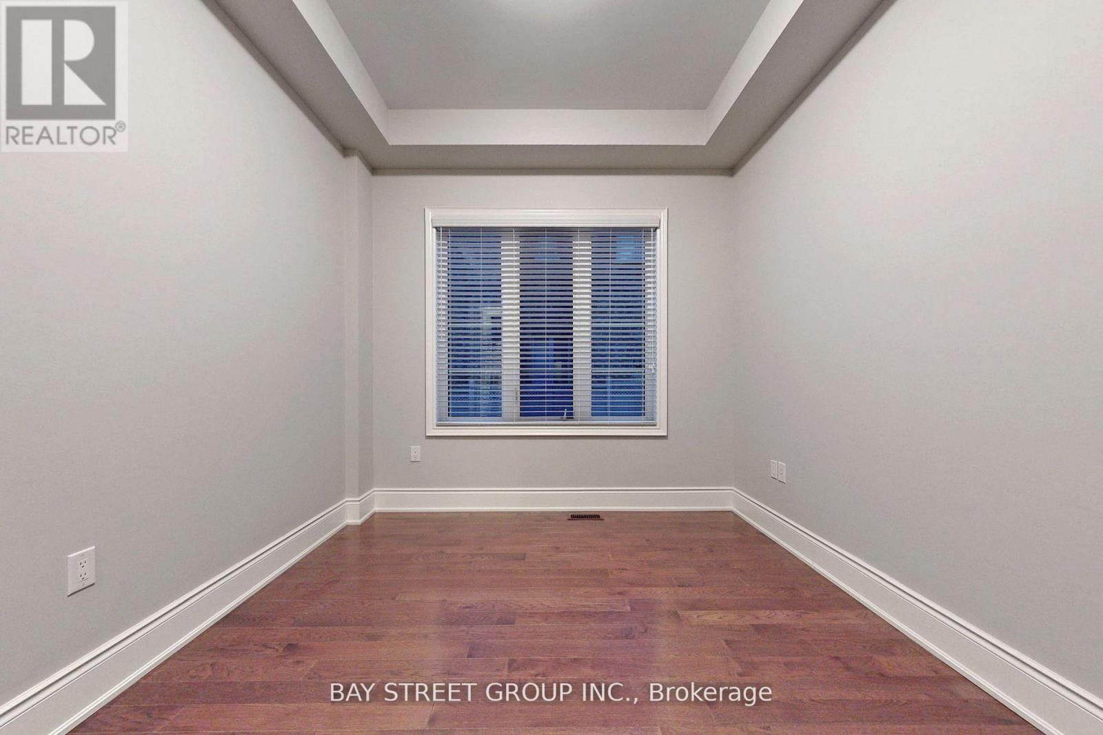 423 Threshing Mill Boulevard, Oakville, Ontario  L6T 0T4 - Photo 15 - W12980702