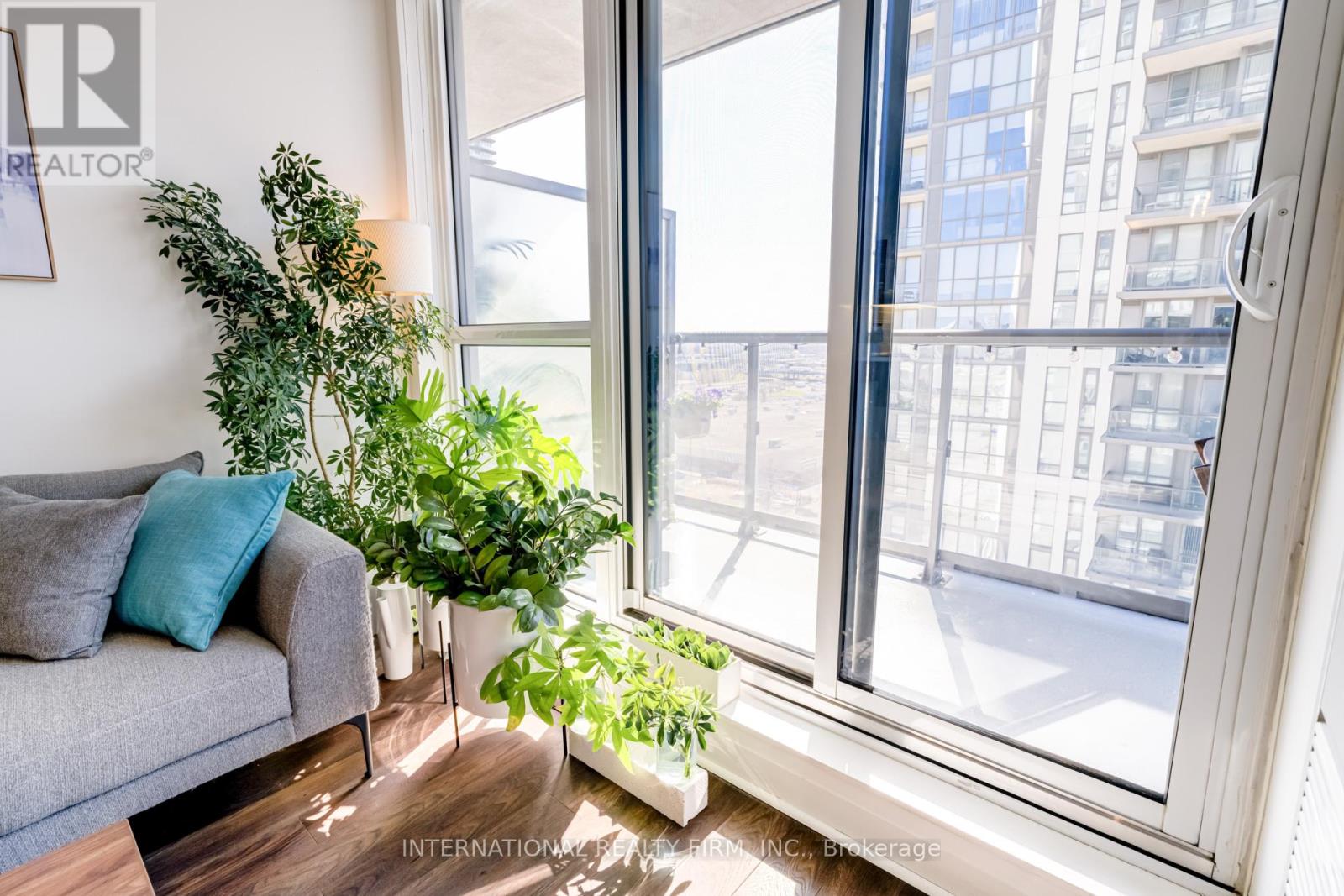 1111 - 17 Zorra Street, Toronto, Ontario  M8Z 0C8 - Photo 21 - W12980720