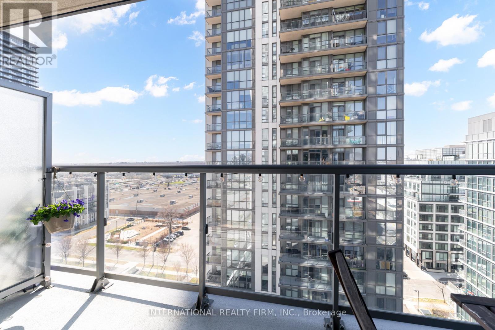 1111 - 17 Zorra Street, Toronto, Ontario  M8Z 0C8 - Photo 30 - W12980720