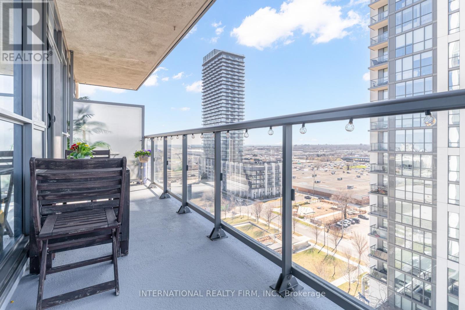 1111 - 17 Zorra Street, Toronto, Ontario  M8Z 0C8 - Photo 32 - W12980720