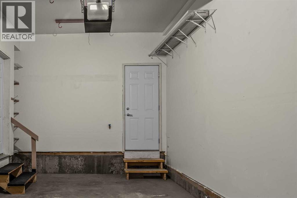 202, 70 Dyrgas Gate, Canmore, Alberta  T1W 3J6 - Photo 40 - A2299757