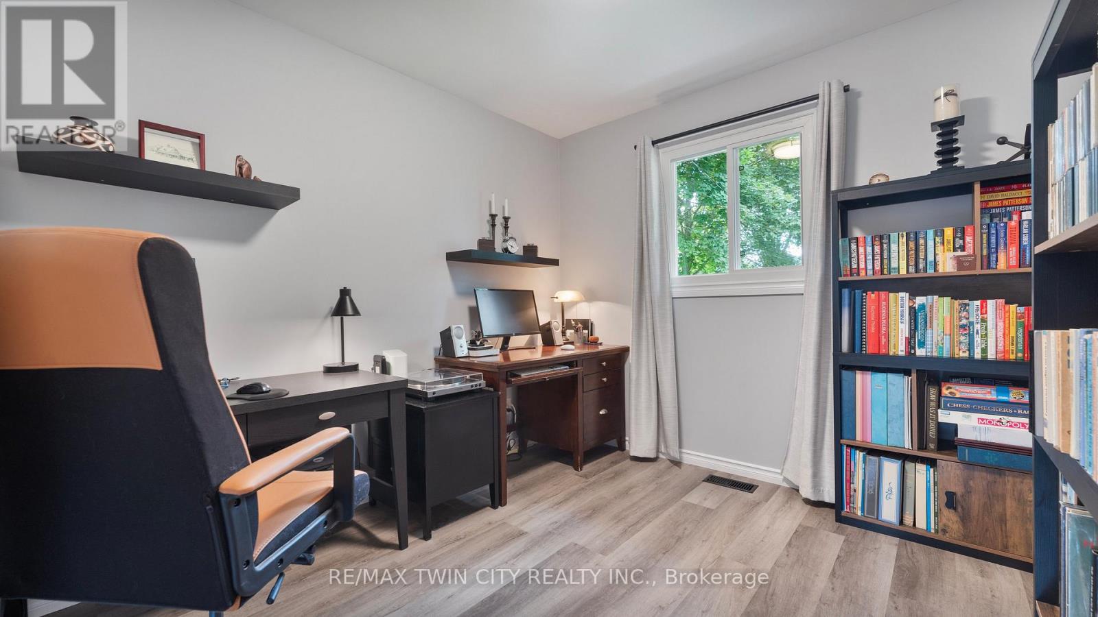 1651 Villa Nova Road, Norfolk, Ontario  N0E 1Z0 - Photo 14 - X12980688