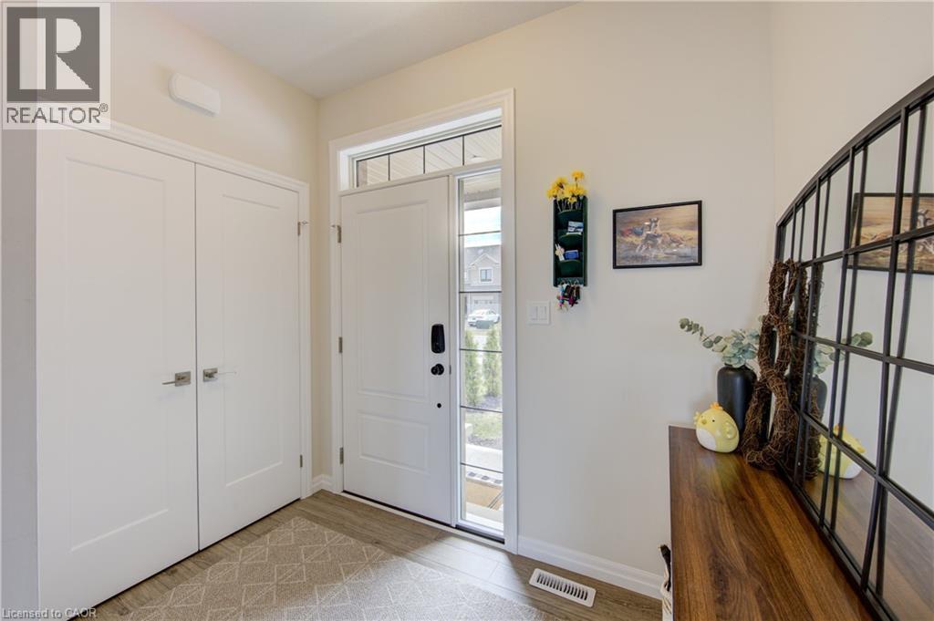 38 Canary Street, Tillsonburg, Ontario  N4G 0K3 - Photo 3 - 40817993