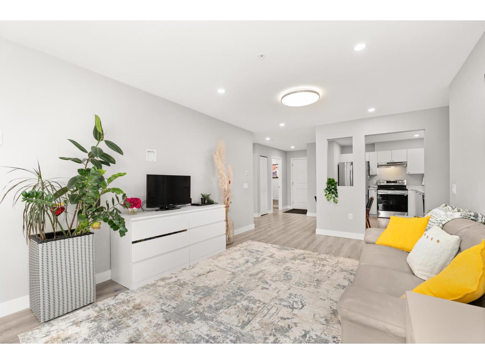 308 15895 84 Avenue, Surrey, British Columbia  V4N 0W7 - Photo 10 - R3097245