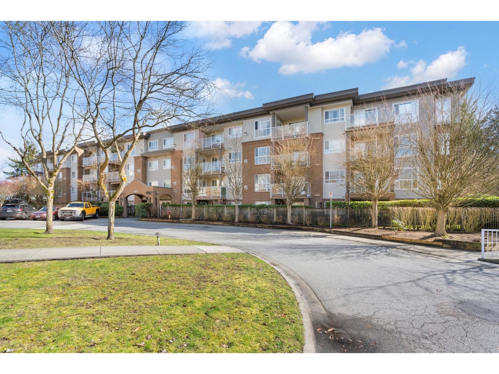 308 15895 84 Avenue, Surrey, British Columbia  V4N 0W7 - Photo 2 - R3097245