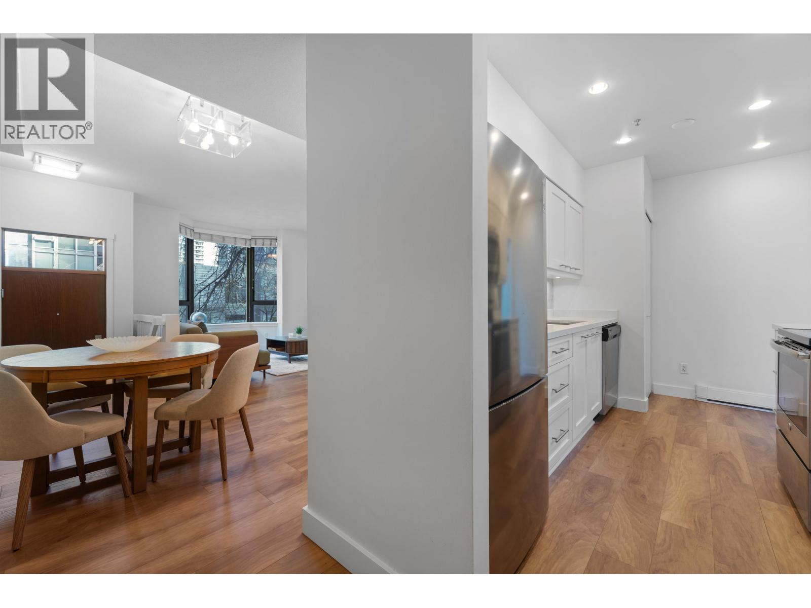 203 1238 Melville Street, Vancouver, British Columbia V6E 4N2 - Photo 12 - R3095797