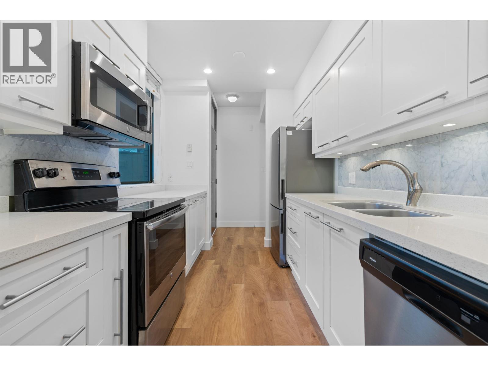 203 1238 Melville Street, Vancouver, British Columbia V6E 4N2 - Photo 13 - R3095797