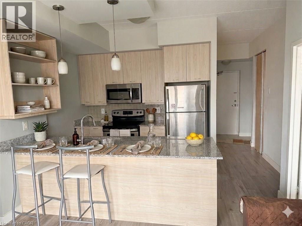 318 Spruce Street Unit# 901, Waterloo, Ontario  N2L 0E9 - Photo 3 - 40818941