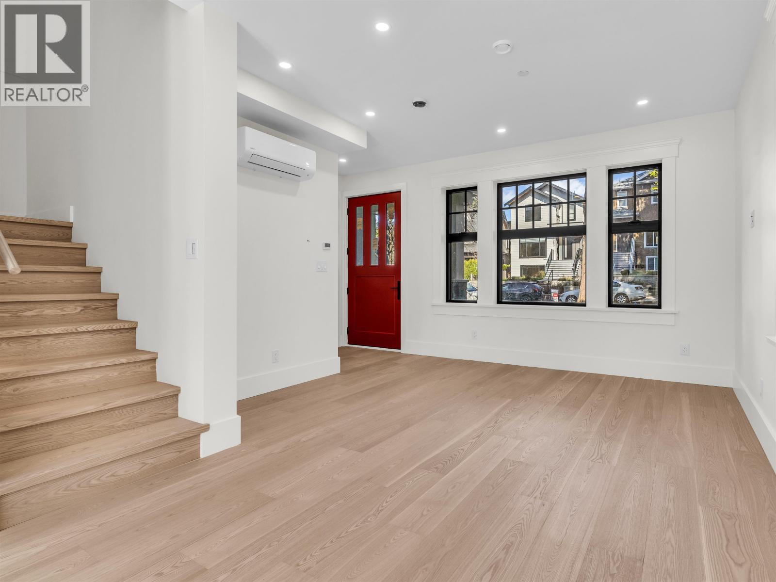 2566 W 2nd Avenue, Vancouver, British Columbia  V6K 1J8 - Photo 4 - R3096096