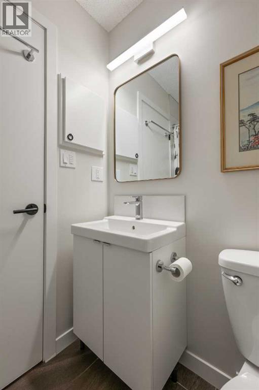 16 Lake Twintree Place Se, Calgary, Alberta  T2J 2X5 - Photo 28 - A2299355