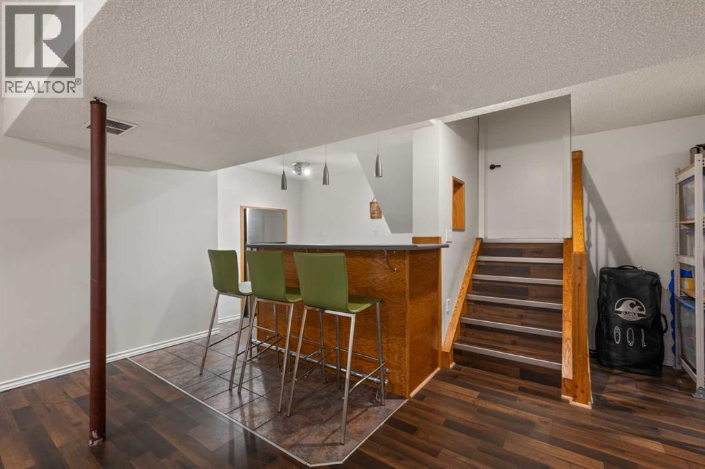 16 Lake Twintree Place Se, Calgary, Alberta  T2J 2X5 - Photo 40 - A2299355