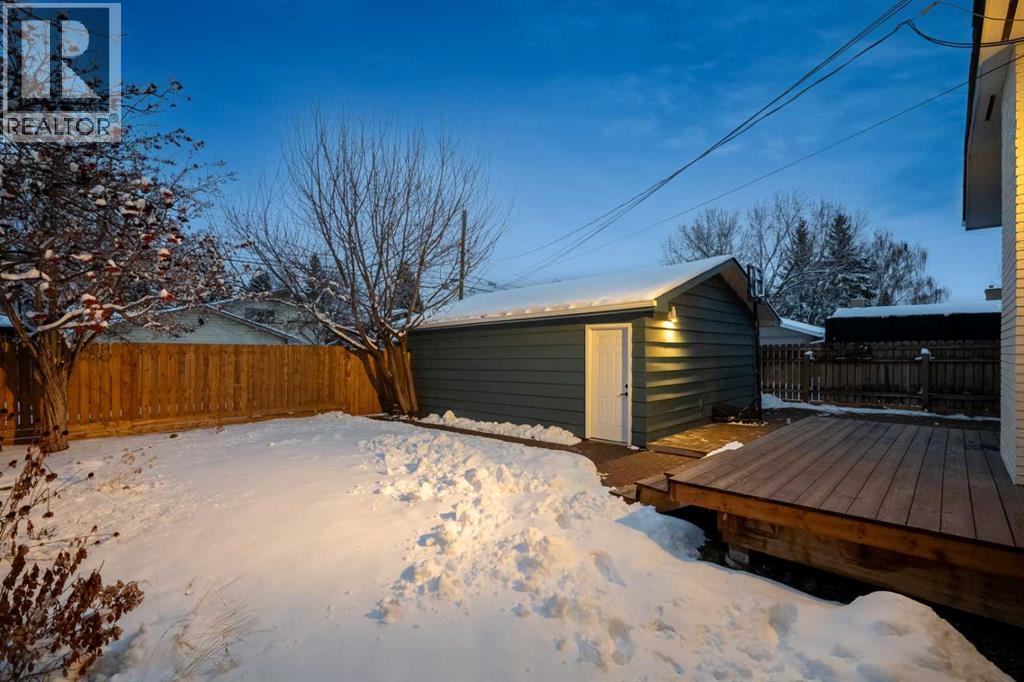16 Lake Twintree Place Se, Calgary, Alberta  T2J 2X5 - Photo 48 - A2299355