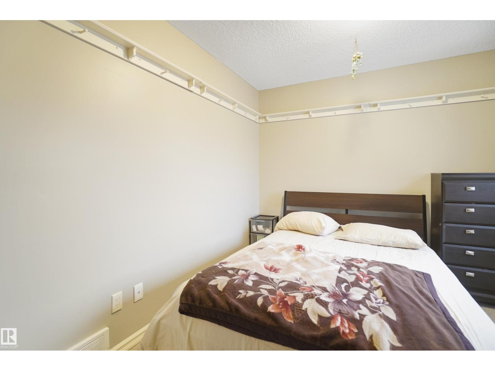 580 Glenwright Cr Nw, Edmonton, Alberta  T5T 6K8 - Photo 25 - E4479099