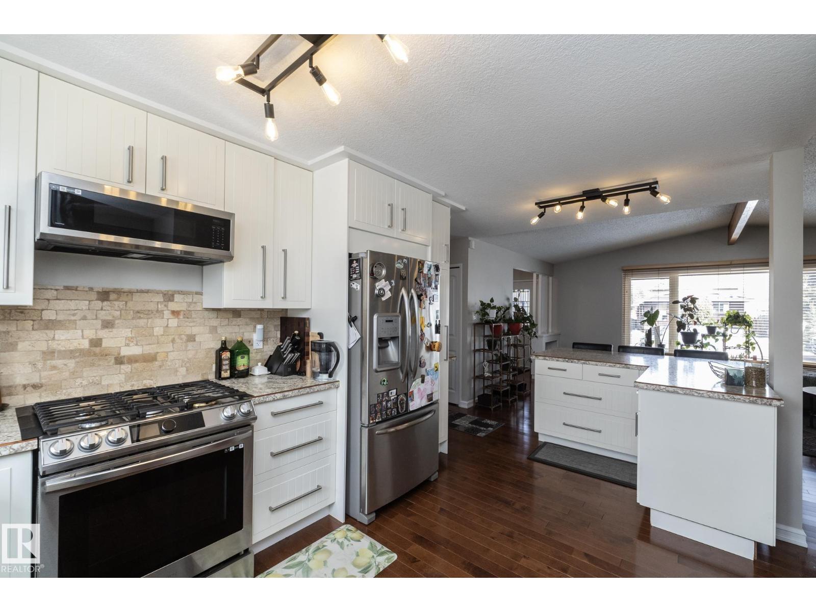 7123 39a Av Nw Nw, Edmonton, Alberta  T6K 0R7 - Photo 13 - E4481548