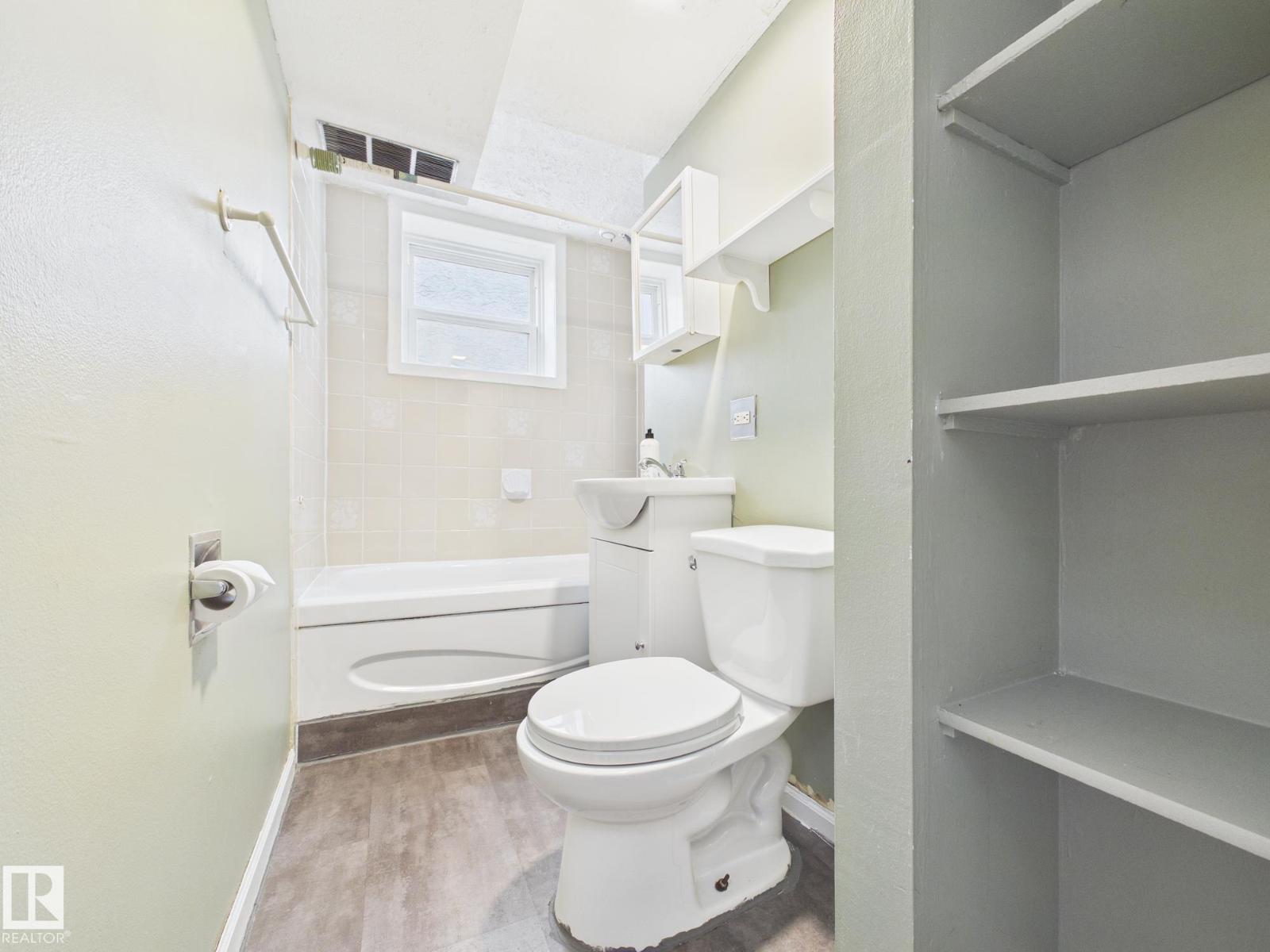 8746 84 Av Nw, Edmonton, Alberta  T6C 1E2 - Photo 38 - E4481549