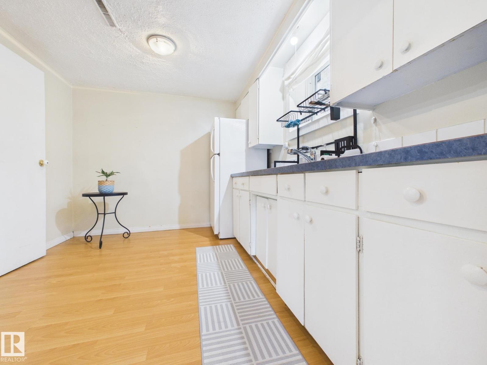 8746 84 Av Nw, Edmonton, Alberta  T6C 1E2 - Photo 32 - E4481549