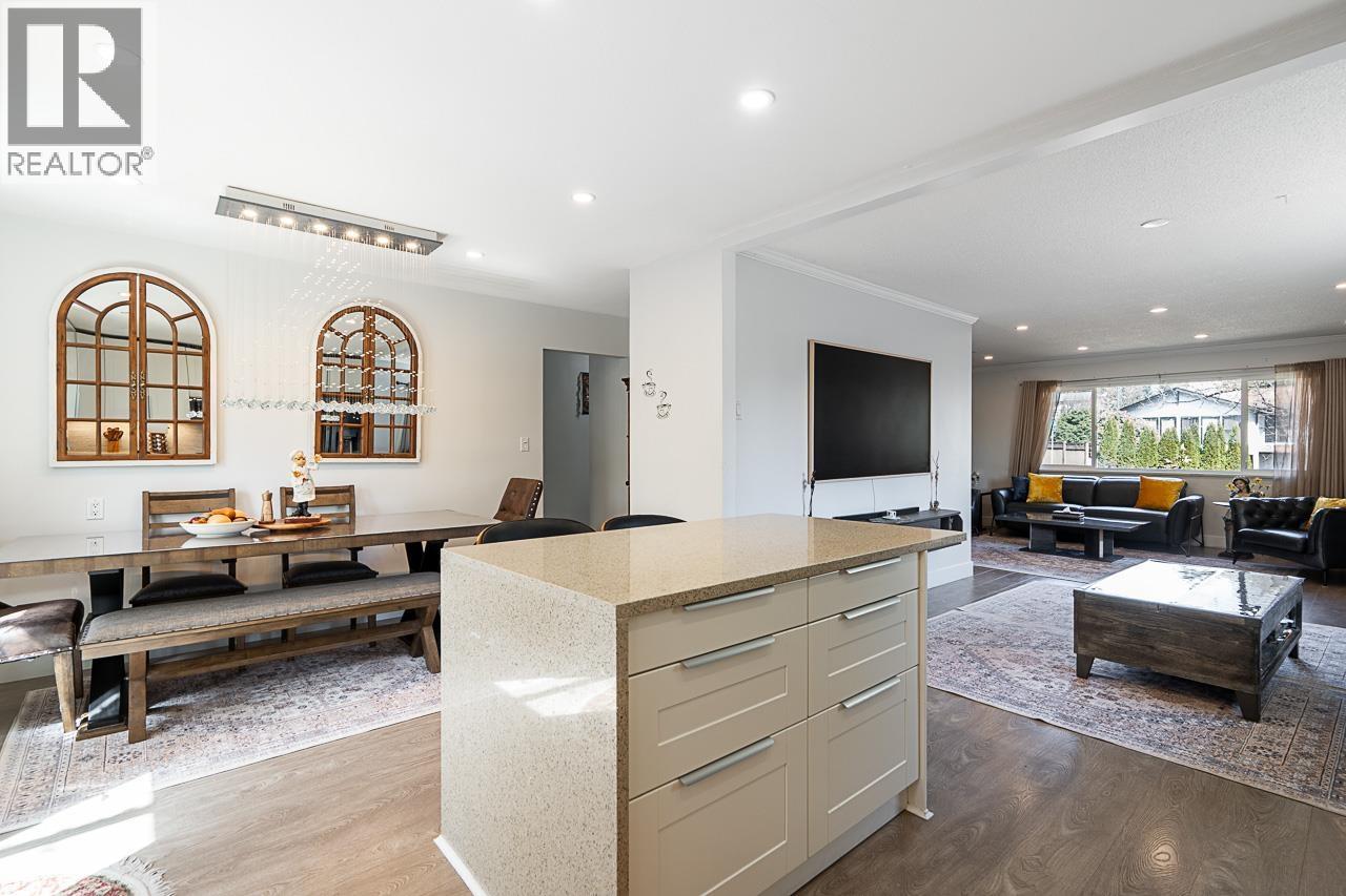 2333 Kirkstone Road, North Vancouver, British Columbia  V7J 3M1 - Photo 10 - R3109628