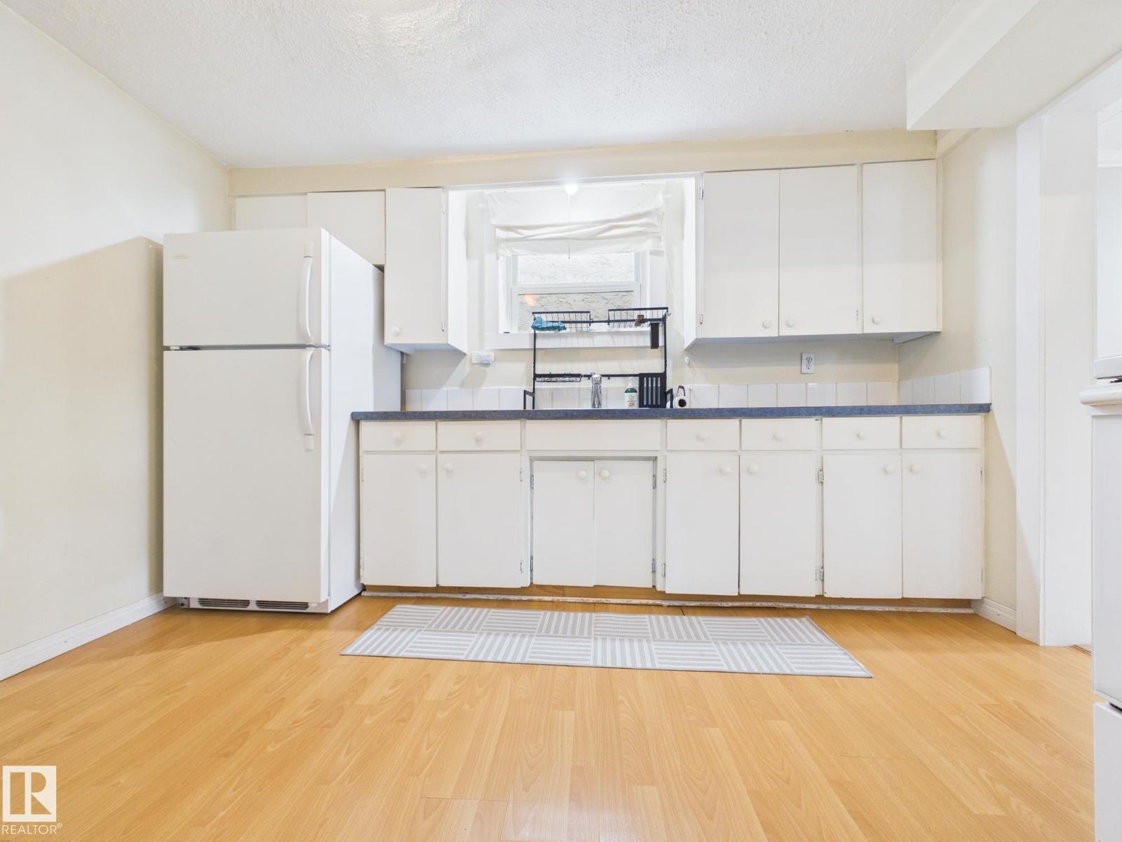 8746 84 Av Nw, Edmonton, Alberta  T6C 1E2 - Photo 30 - E4481549