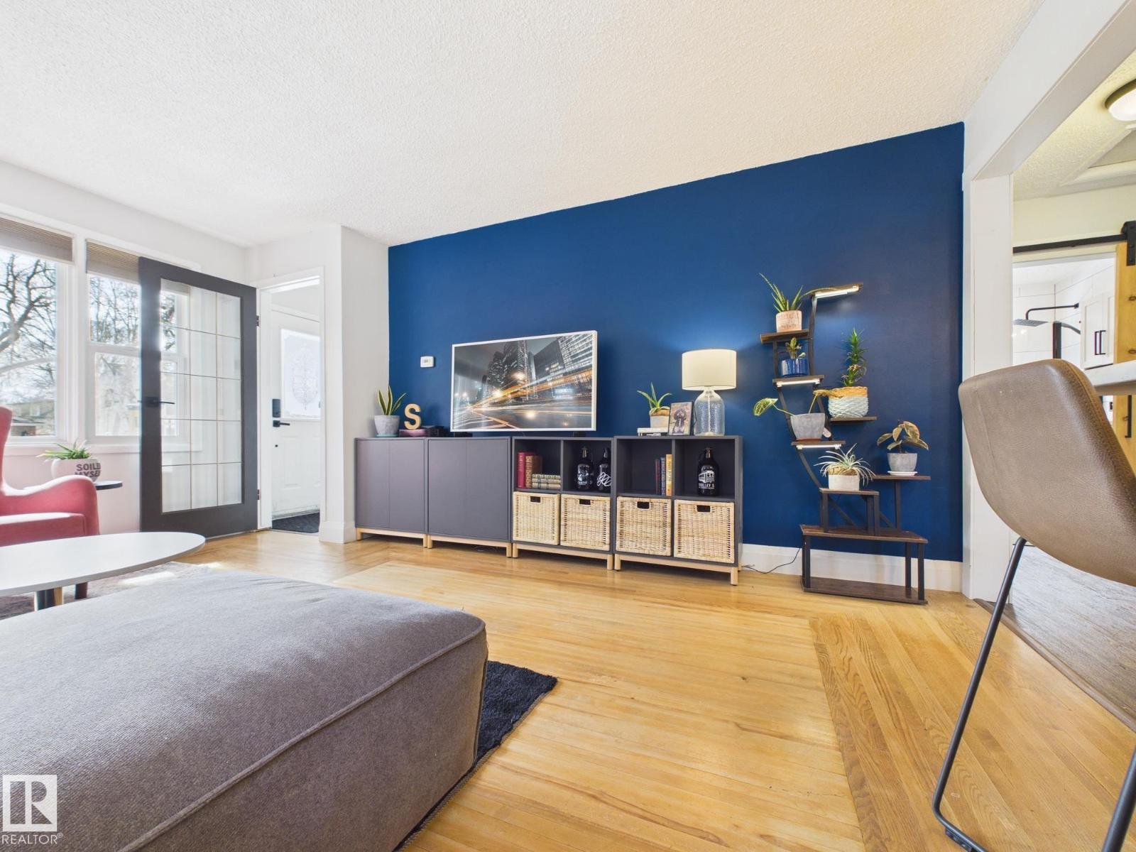 8746 84 Av Nw, Edmonton, Alberta  T6C 1E2 - Photo 8 - E4481549