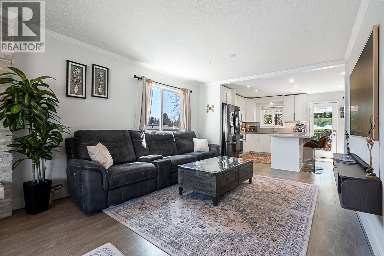 2333 Kirkstone Road, North Vancouver, British Columbia  V7J 3M1 - Photo 5 - R3109628