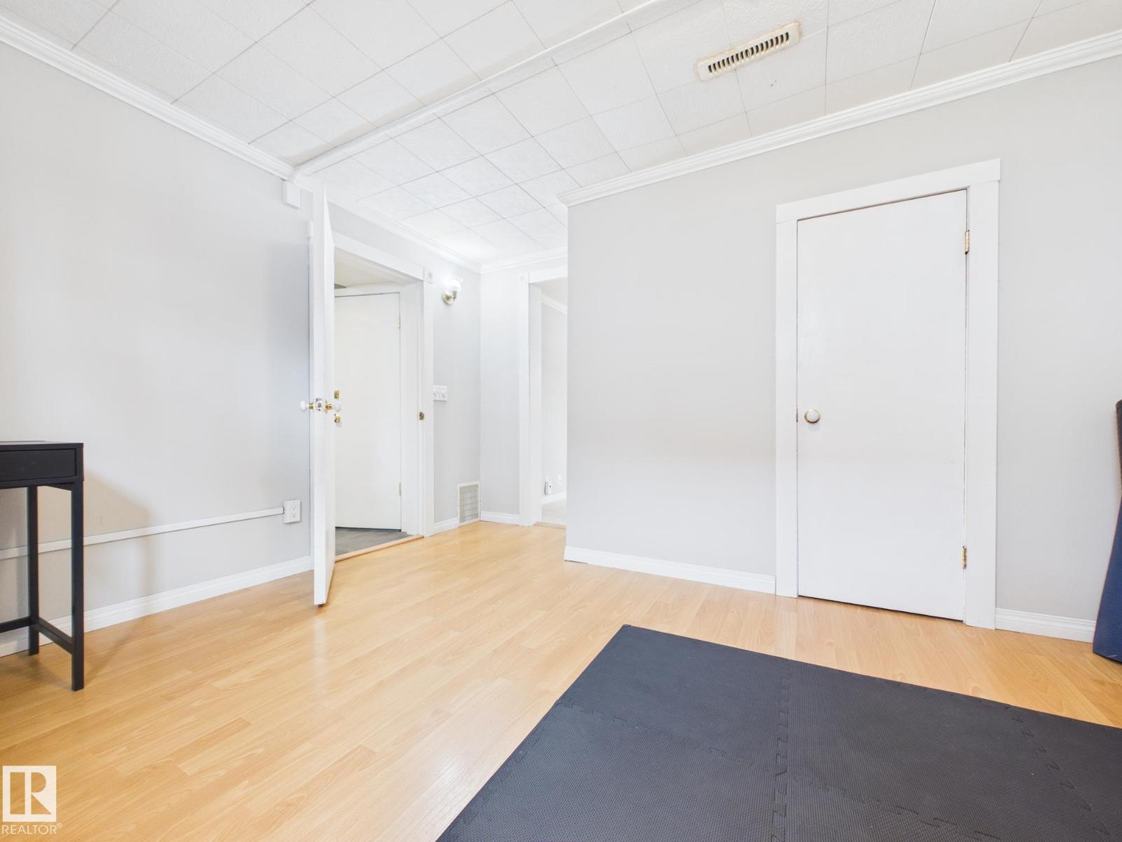 8746 84 Av Nw, Edmonton, Alberta  T6C 1E2 - Photo 40 - E4481549