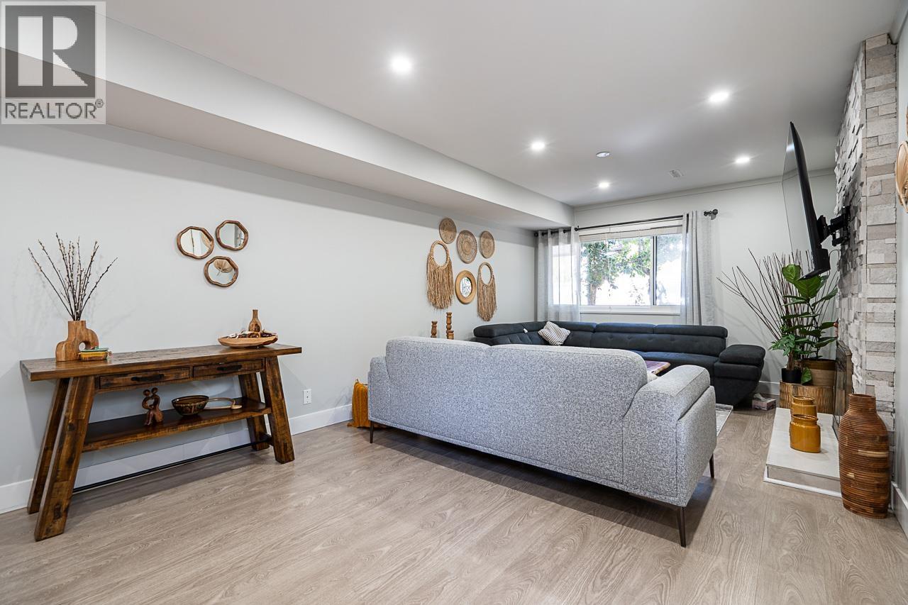 2333 Kirkstone Road, North Vancouver, British Columbia  V7J 3M1 - Photo 25 - R3109628