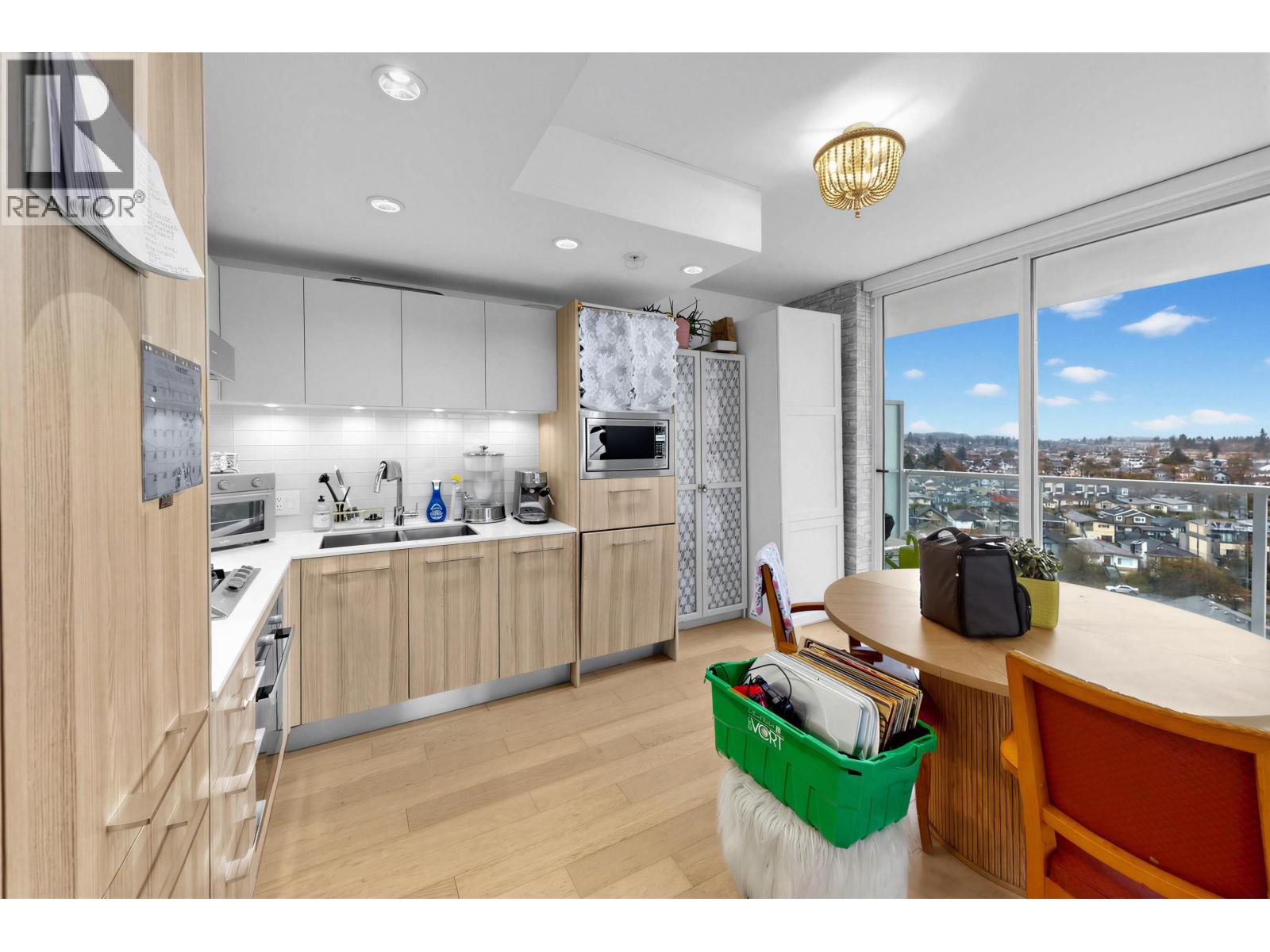 1510 2220 Kingsway, Vancouver, British Columbia  V5N 2T7 - Photo 11 - R3108975