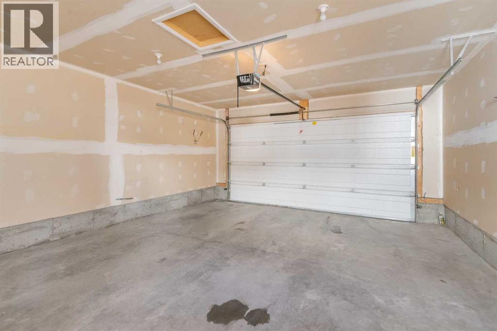 7 Clydesdale Place, Cochrane, Alberta  T4C 0M4 - Photo 39 - A2294674