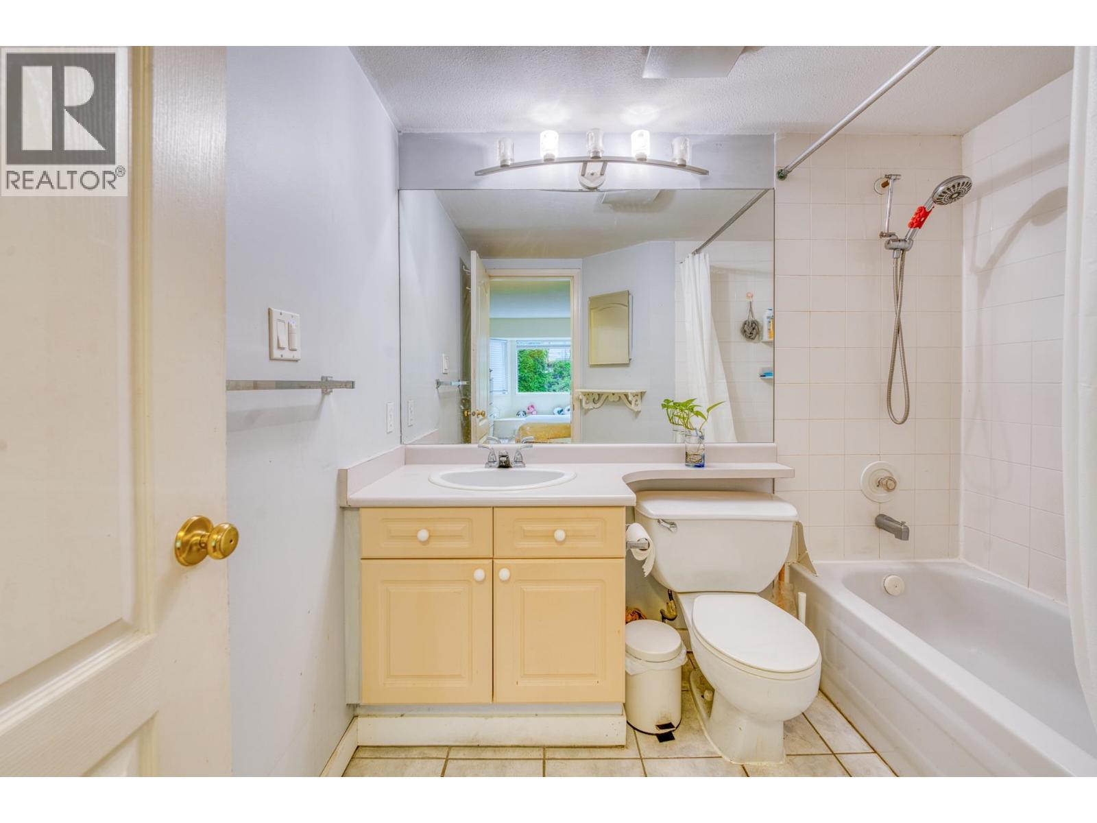 207 3738 Norfolk Street, Burnaby, British Columbia  V5G 4V4 - Photo 15 - R3099977