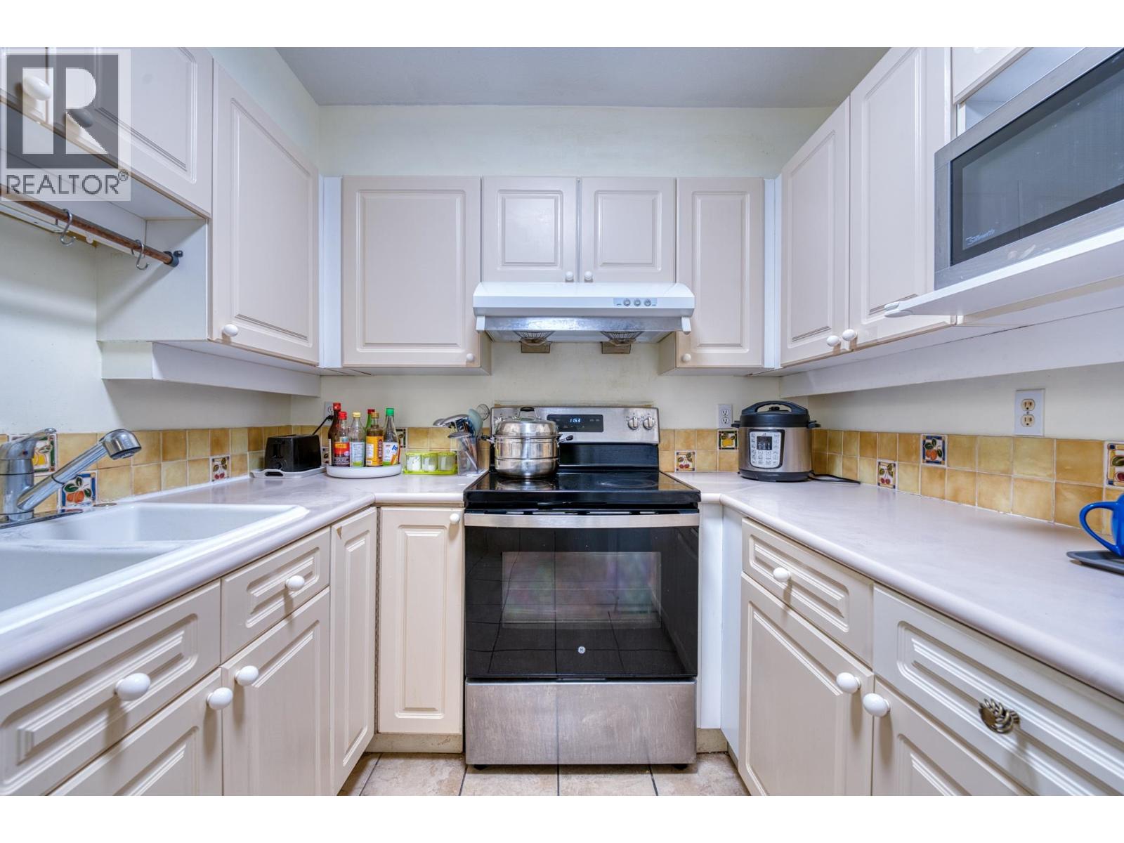 207 3738 Norfolk Street, Burnaby, British Columbia  V5G 4V4 - Photo 8 - R3099977