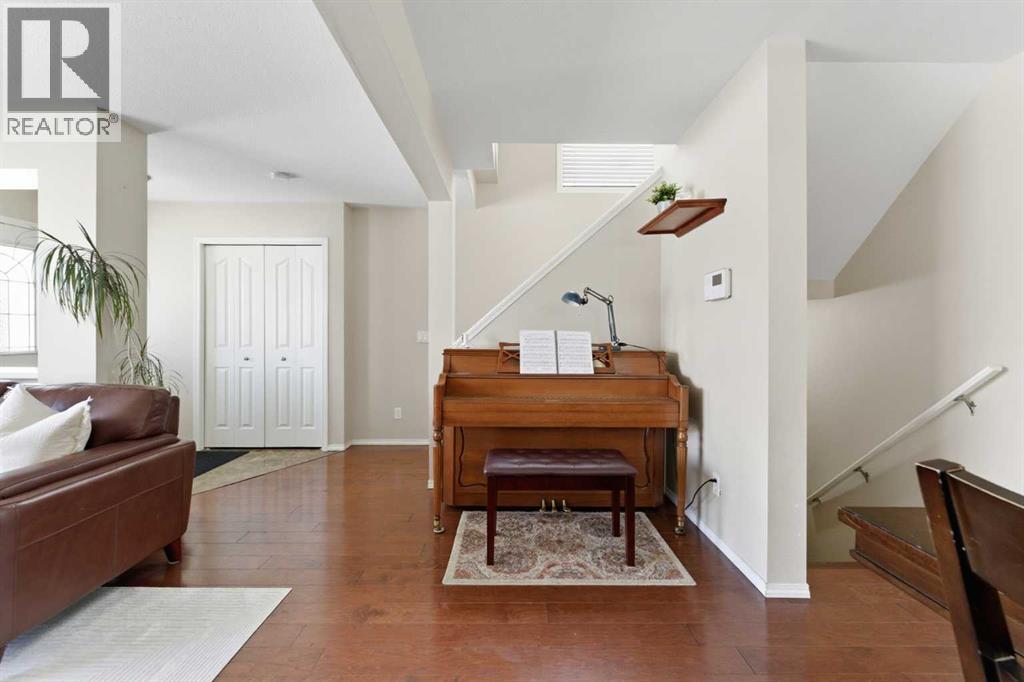 67 Bridlecrest Road SW, Calgary, Alberta  T2Y 5J2 - Photo 6 - A2296456