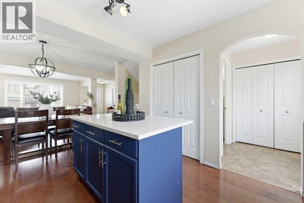 67 Bridlecrest Road SW, Calgary, Alberta  T2Y 5J2 - Photo 12 - A2296456