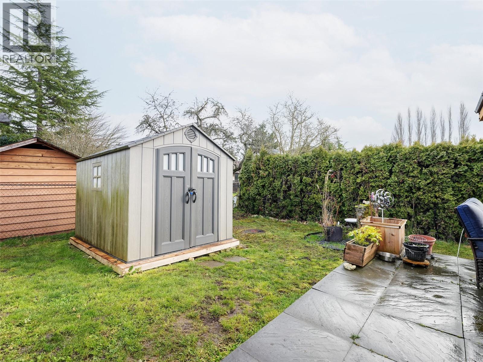 867 Mckenzie Ave, Saanich, British Columbia  V8X 3G4 - Photo 24 - 1030927