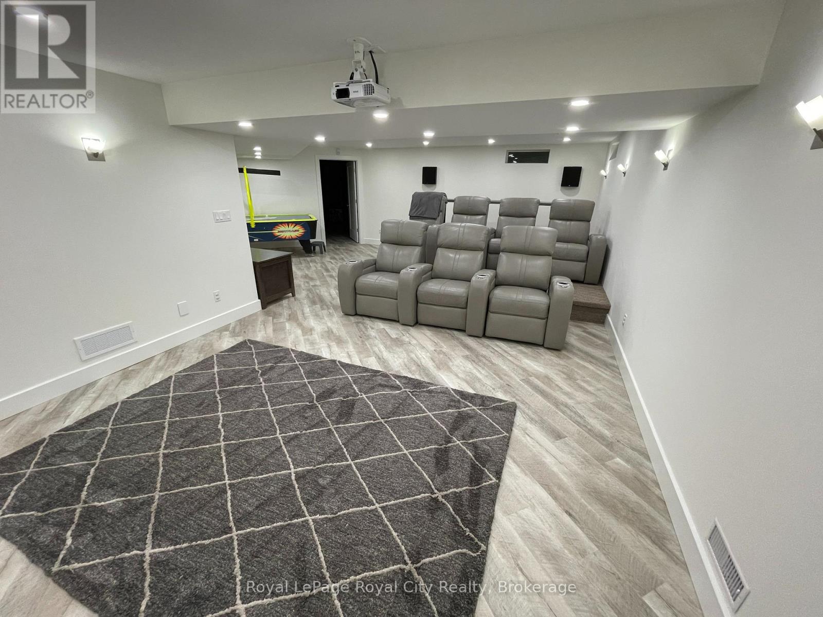 20 Fox Run Drive, Puslinch, Ontario  N0B 2J0 - Photo 29 - X12968154