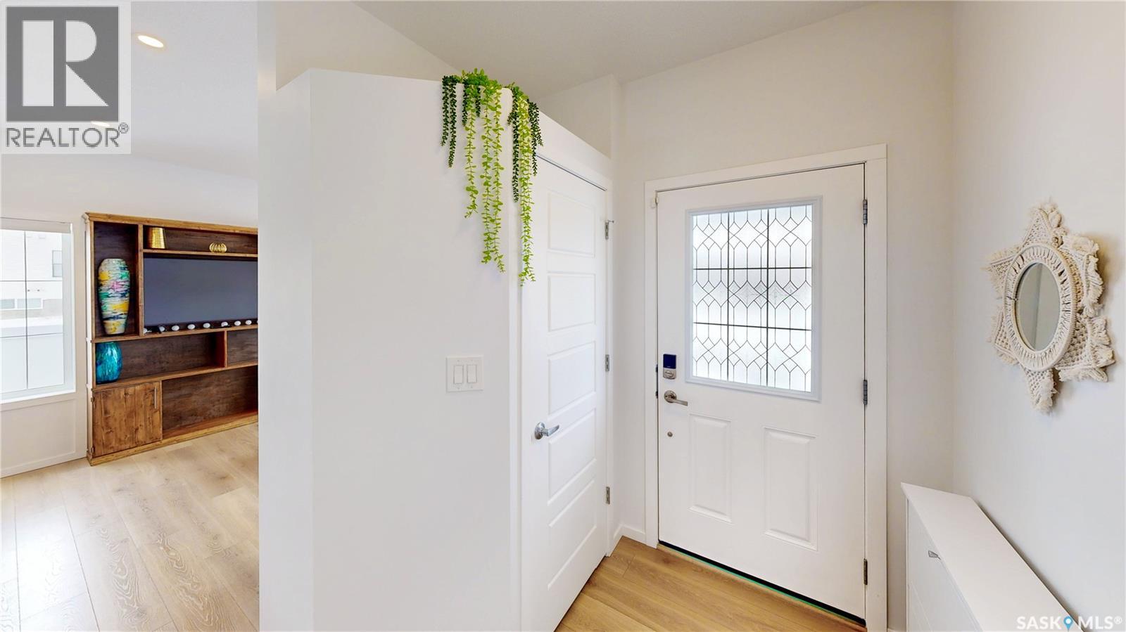 3100 Crosbie Crescent, Regina, Saskatchewan  S4V 3S2 - Photo 2 - SK032563