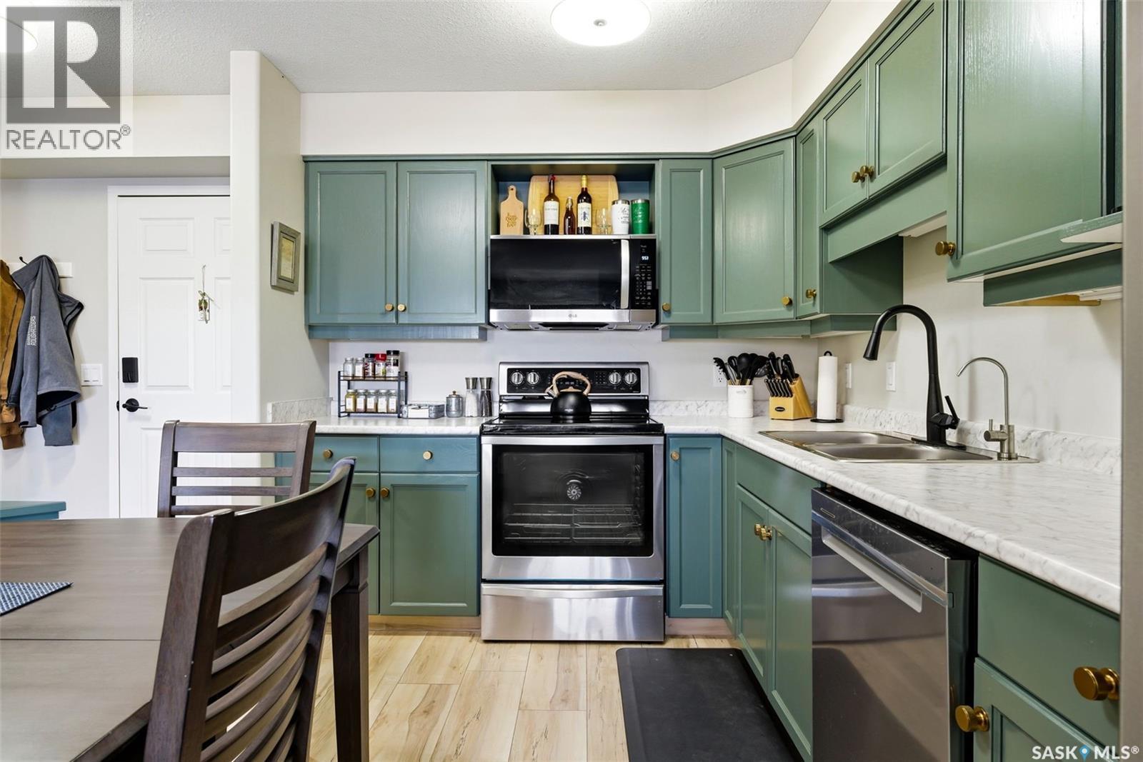 303 100 5th Avenue, Regina Beach, Saskatchewan  S0G 4C0 - Photo 6 - SK032561