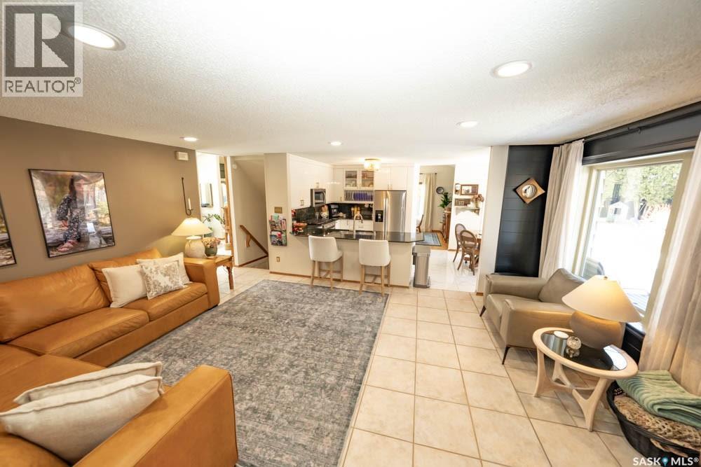 715 Emerald Bay, Saskatoon, Saskatchewan  S7J 4E3 - Photo 14 - SK032541