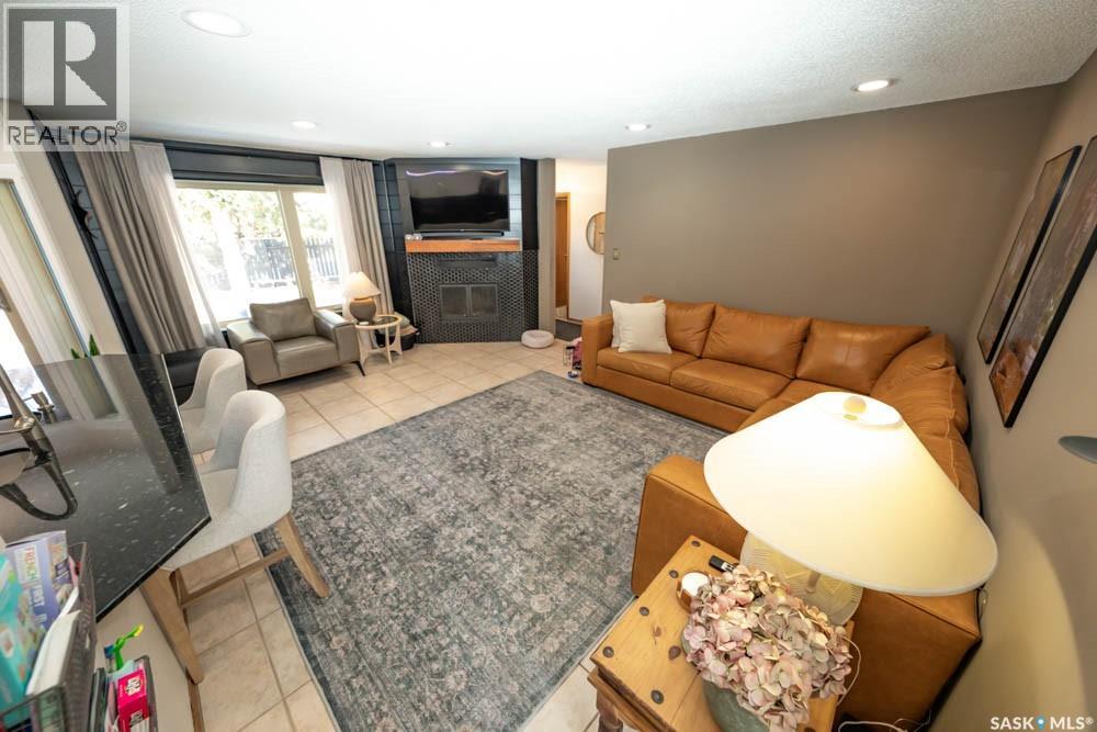 715 Emerald Bay, Saskatoon, Saskatchewan  S7J 4E3 - Photo 15 - SK032541