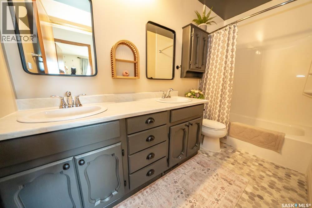 715 Emerald Bay, Saskatoon, Saskatchewan  S7J 4E3 - Photo 28 - SK032541