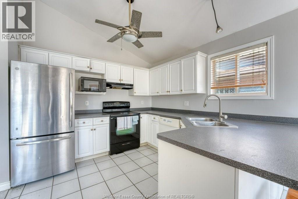 655 Michael Drive, Tecumseh, Ontario  N8N 4N2 - Photo 11 - 26007190