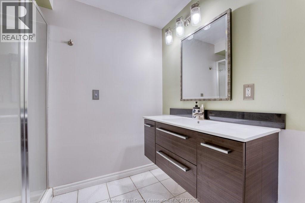 655 Michael Drive, Tecumseh, Ontario  N8N 4N2 - Photo 34 - 26007190