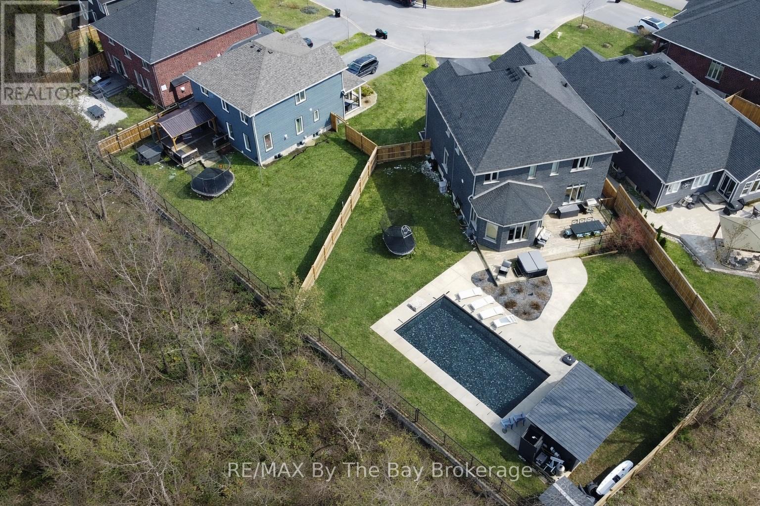 39 Gilpin Crescent, Collingwood, Ontario  L9Y 0Z1 - Photo 2 - S12980736