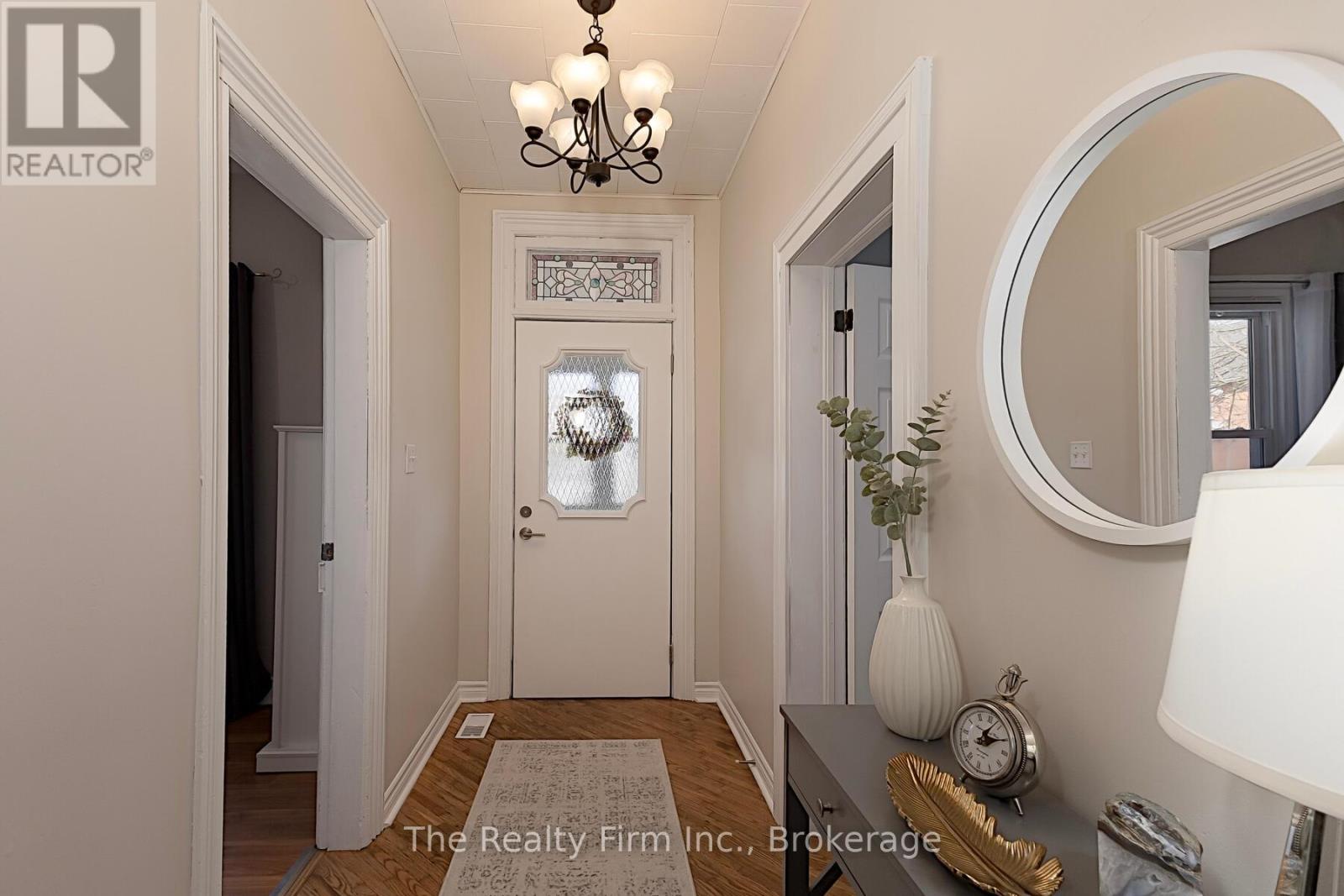 134 Well Street, Stratford, Ontario  N5A 4M1 - Photo 7 - X12980804