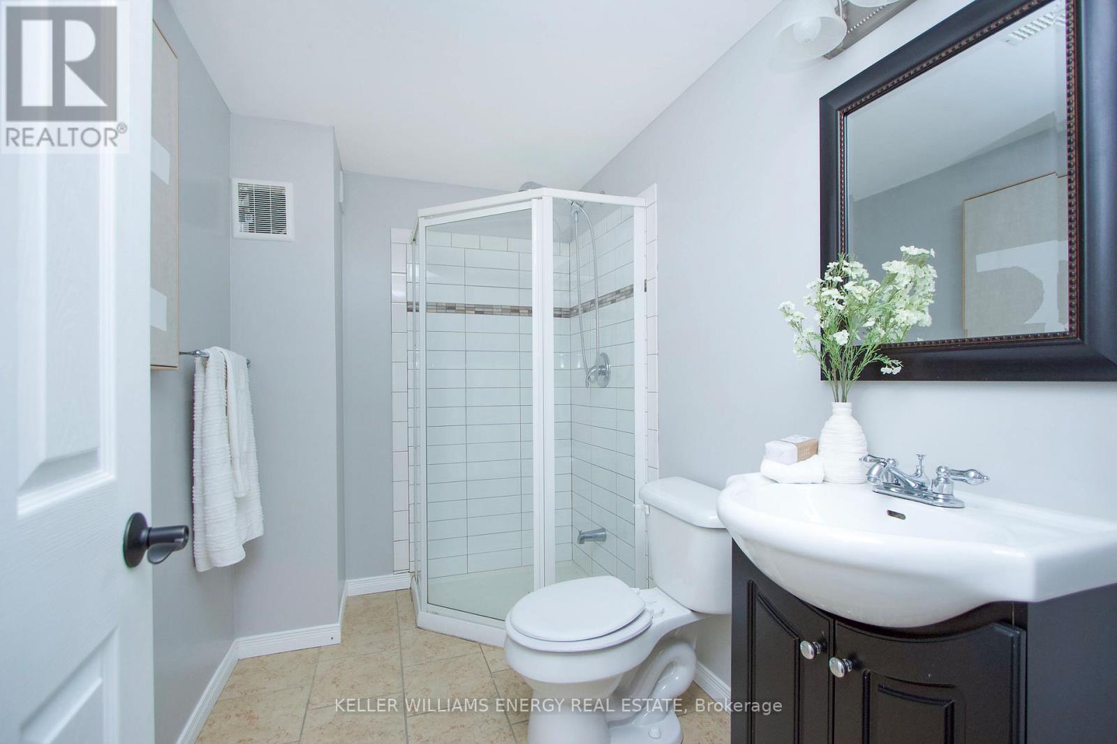 38 Hutton Place, Clarington, Ontario  L1C 5K1 - Photo 27 - E12980740