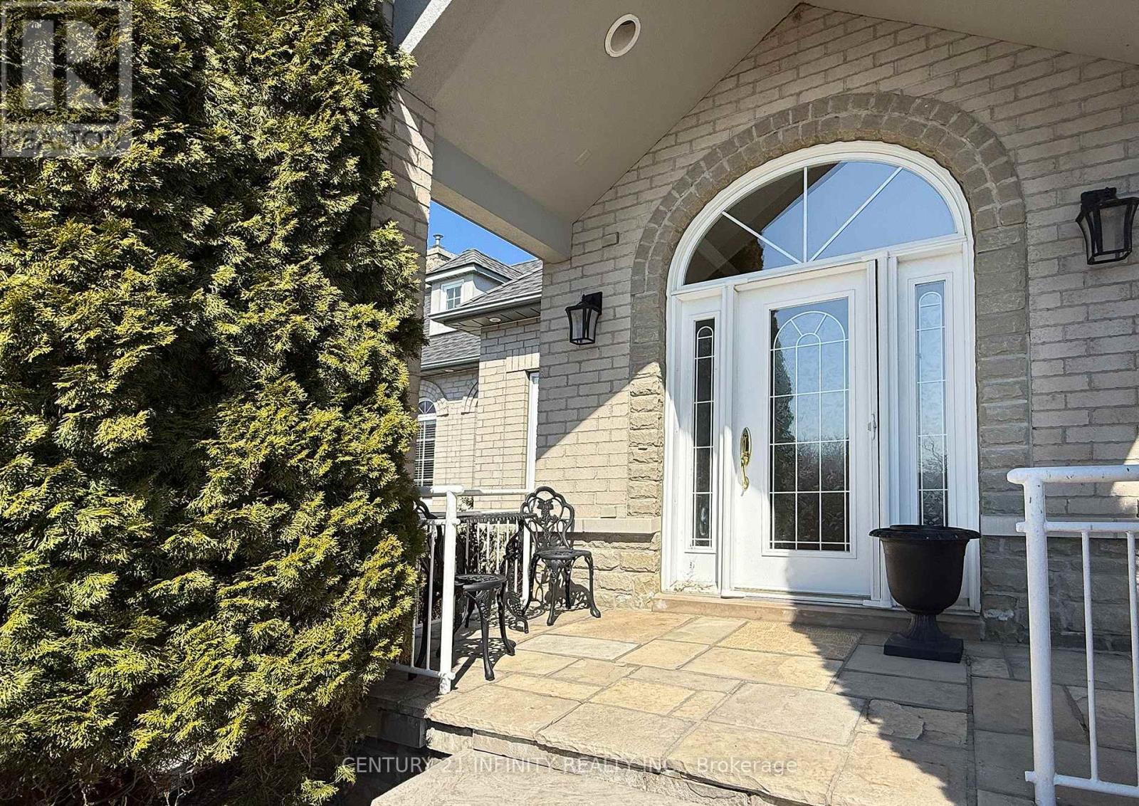 1501 Kodiak Street, Pickering, Ontario  L1Y 1A8 - Photo 8 - E12980816