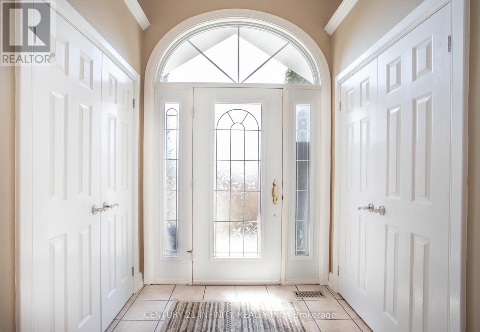 1501 Kodiak Street, Pickering, Ontario  L1Y 1A8 - Photo 9 - E12980816