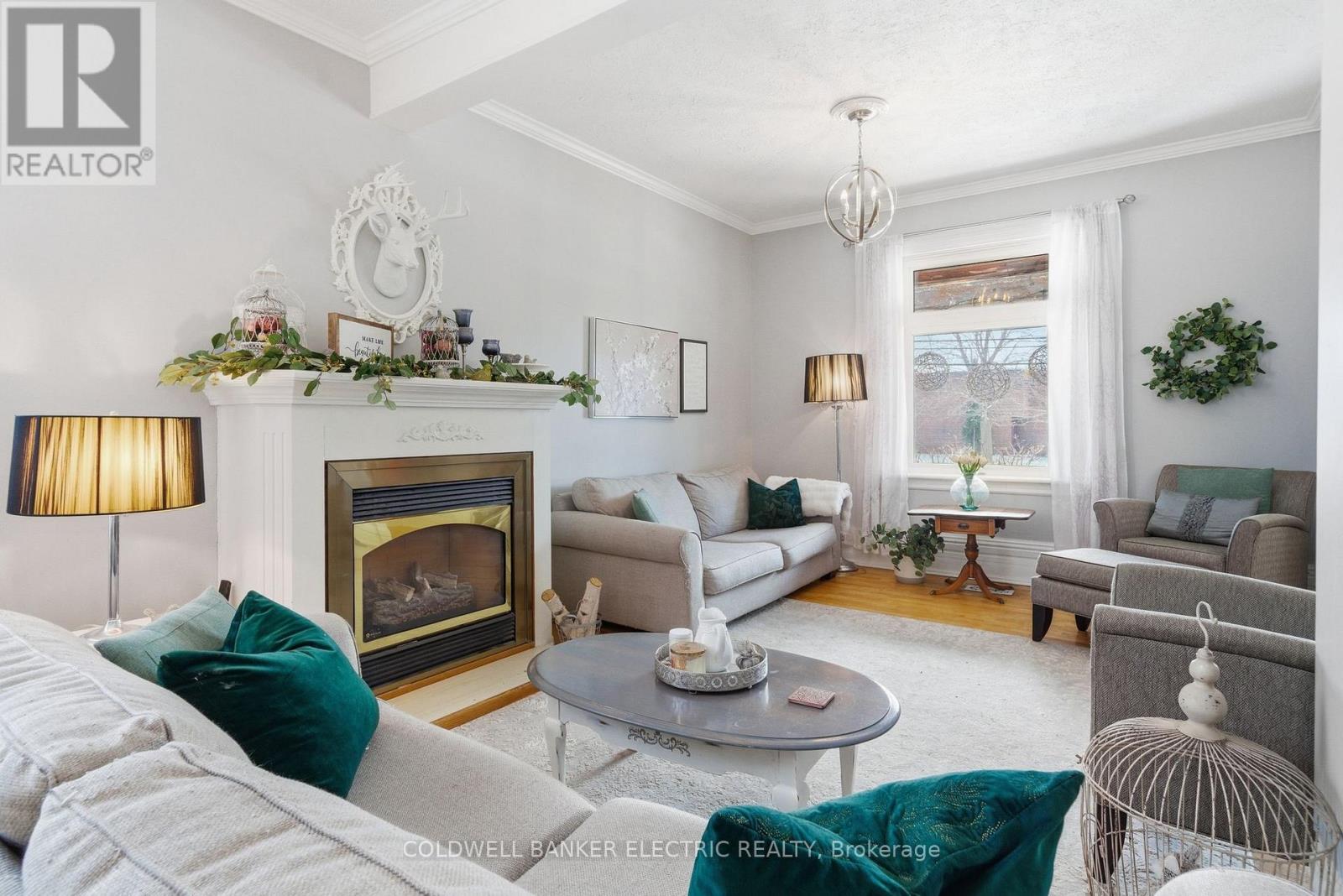 36 Ermatinger Street, Selwyn, Ontario K0L 2H0 - Photo 12 - X12980838