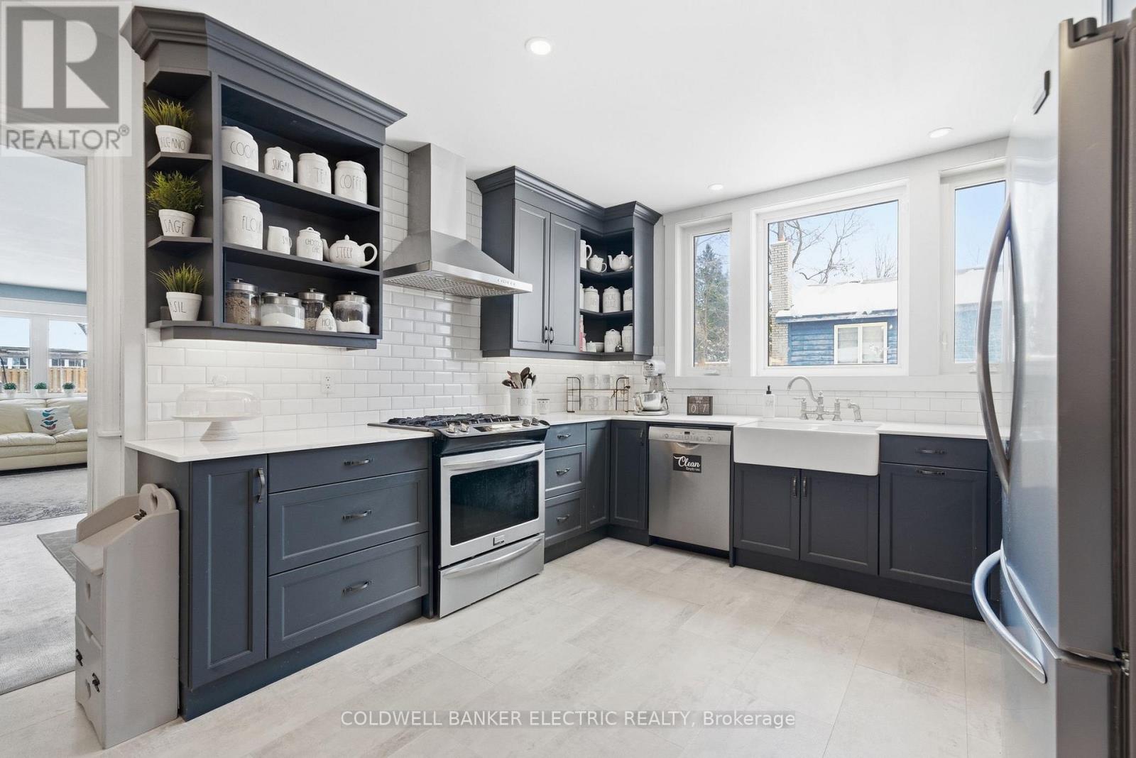 36 Ermatinger Street, Selwyn, Ontario K0L 2H0 - Photo 16 - X12980838