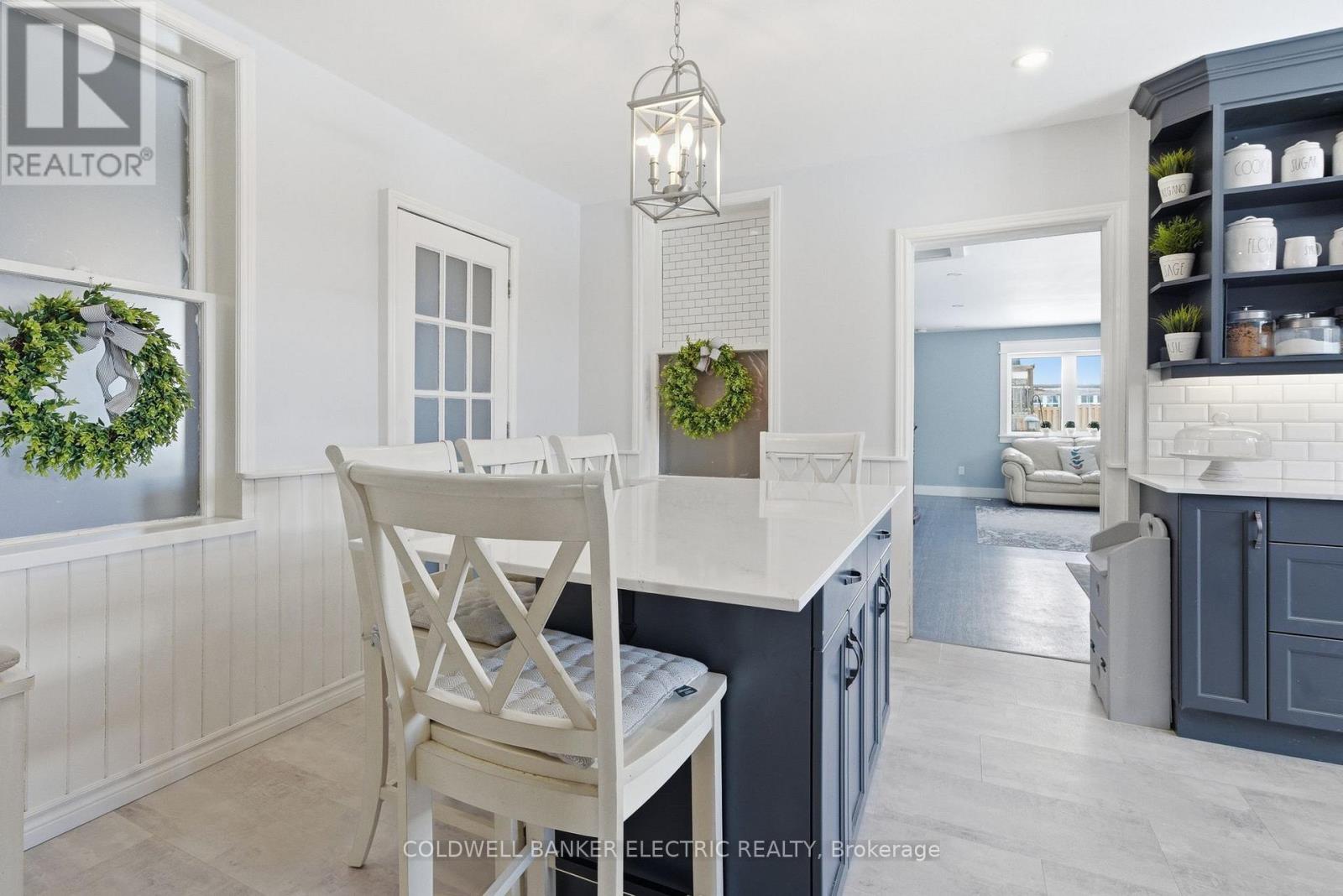 36 Ermatinger Street, Selwyn, Ontario K0L 2H0 - Photo 22 - X12980838